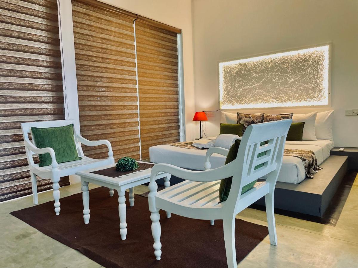8 Plus Luxury Apartments Negombo Kültér fotó