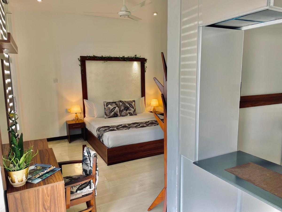 8 Plus Luxury Apartments Negombo Kültér fotó