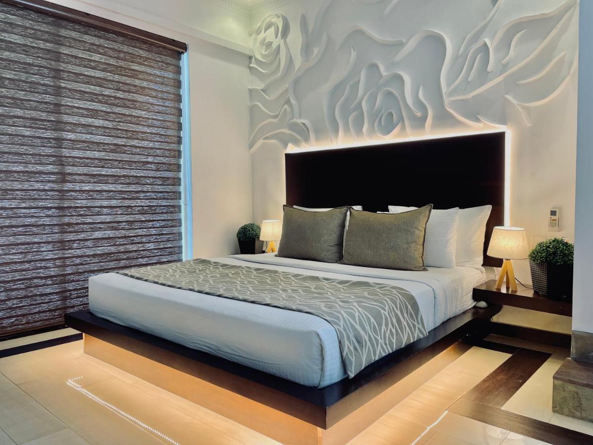 8 Plus Luxury Apartments Negombo Kültér fotó