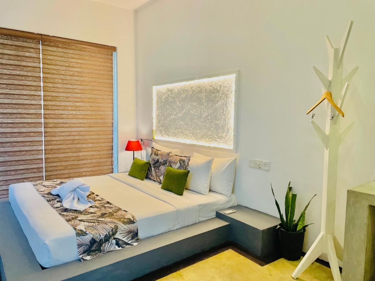 8 Plus Luxury Apartments Negombo Kültér fotó