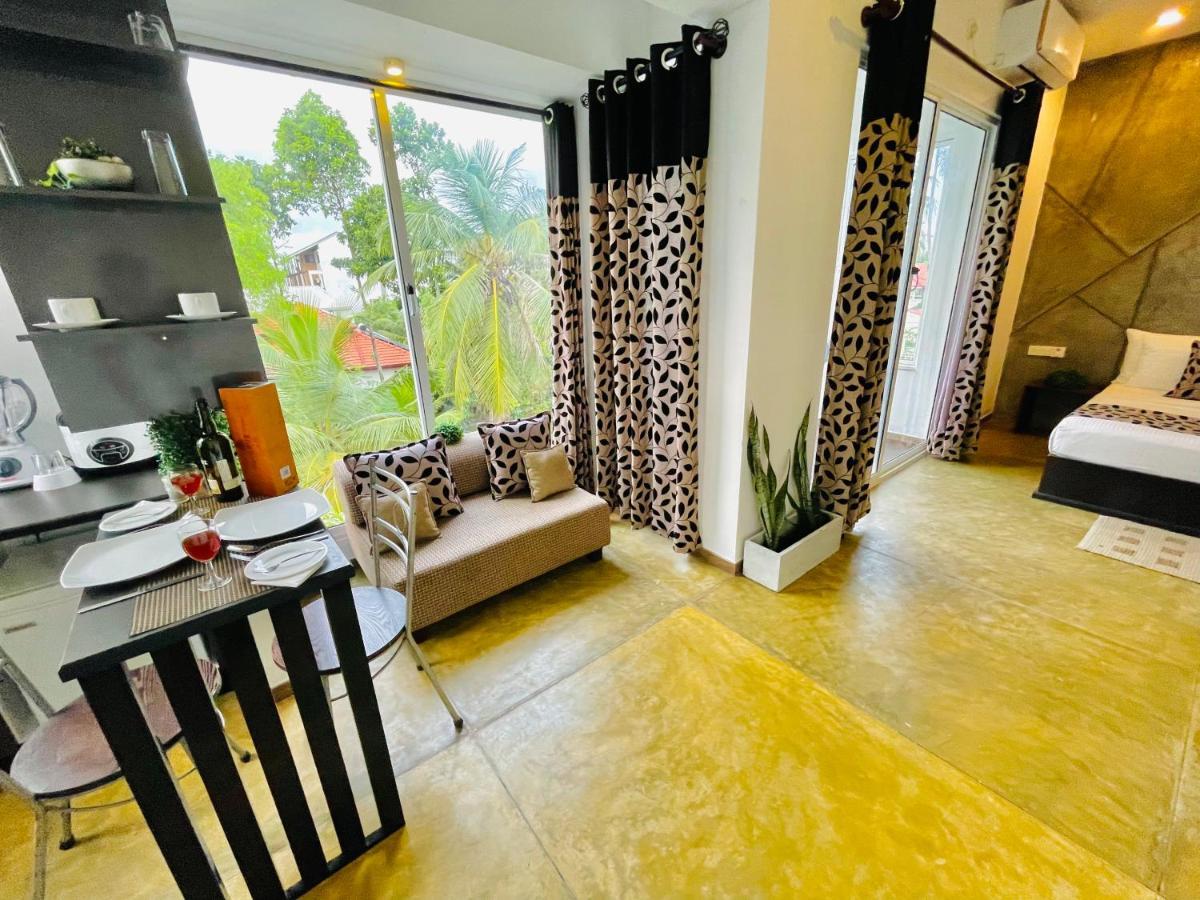 8 Plus Luxury Apartments Negombo Kültér fotó